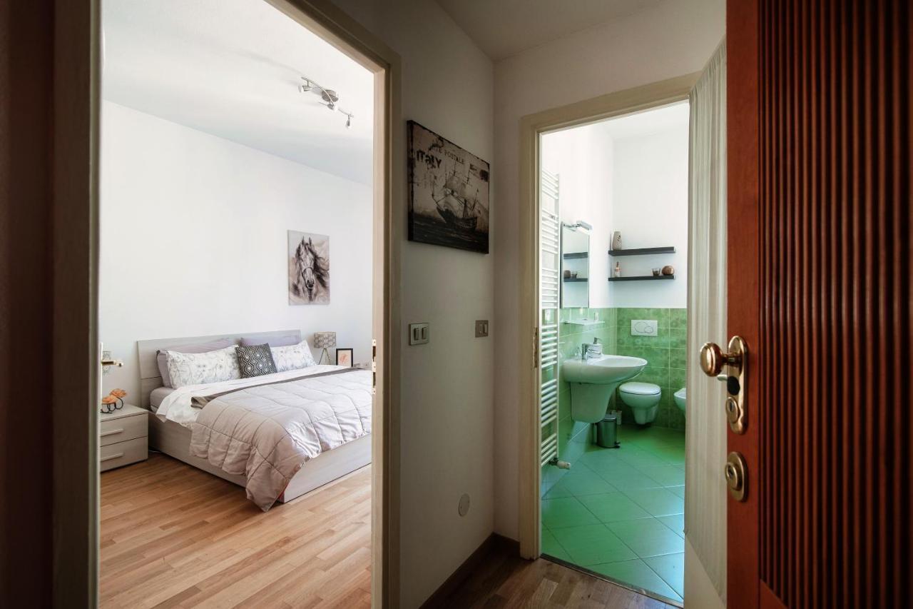 Anna'S Home Super Cozy Flat, With A/C, High Speed Wifi, Near The Lake And Public Transport Côme Esterno foto